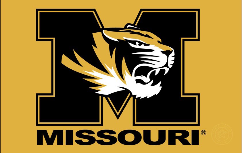 I am blessed to say I have received an offer from the University of Missouri! #GoTigers🐯#AGTG @CoachDjSmith @coachjames29 @TheRealC_Portis @Coach_I_Cooper @CoachMcCannERT @RivalsFriedman @Andrew_Ivins @captain_41 @djackson_legacy @adamgorney