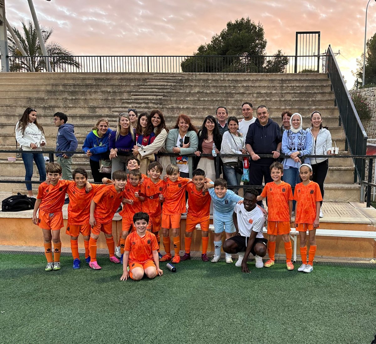 Benjamín Mixto 5-1 Bellver Palma. 💪🧡 Una victoria importante para fortalecernos y encarar las últimas jornadas con determinación. ¡Seguimos!🚀 #MareaNaranja #PlatgesdeCalvia