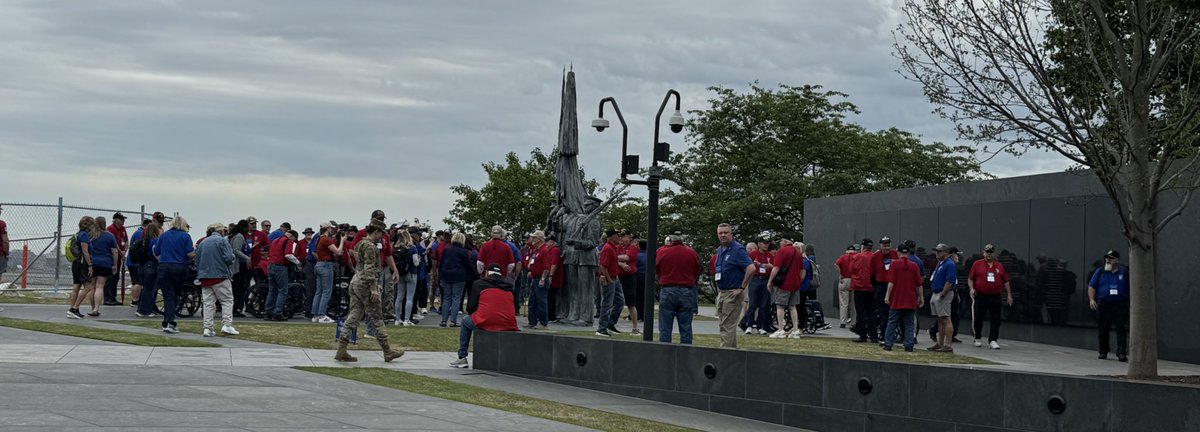 coachcotter's tweet image. @FairbanksLocal 8th graders met the @honorflightcmh at the Air Force Memorial.  The kids gave Challenge Coins to the Veterans.  It was awesome! #PanthersinDC