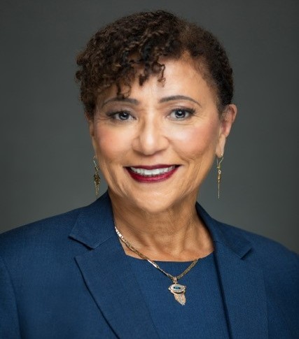 Our 'Spotlight on Fellows' this month is Honorable Victoria A. Roberts, who is the Chairperson of our Fellows Program. Read more ow.ly/GTbJ50RyW3L #fellows40 #leadership #accesstojustice