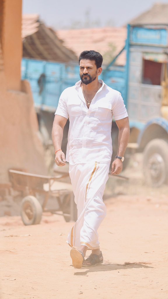 ಹೊಸ ಅವತಾರದಲ್ಲಿ ನಟ ಡಾಲಿ ಧನಂಜಯ🔥 @Dhananjayaka #Daali #Dhananjaya #DaaliDhananjaya #Actor #Sandalwood #Kannada #MangoKannada #MangoMusicKannada