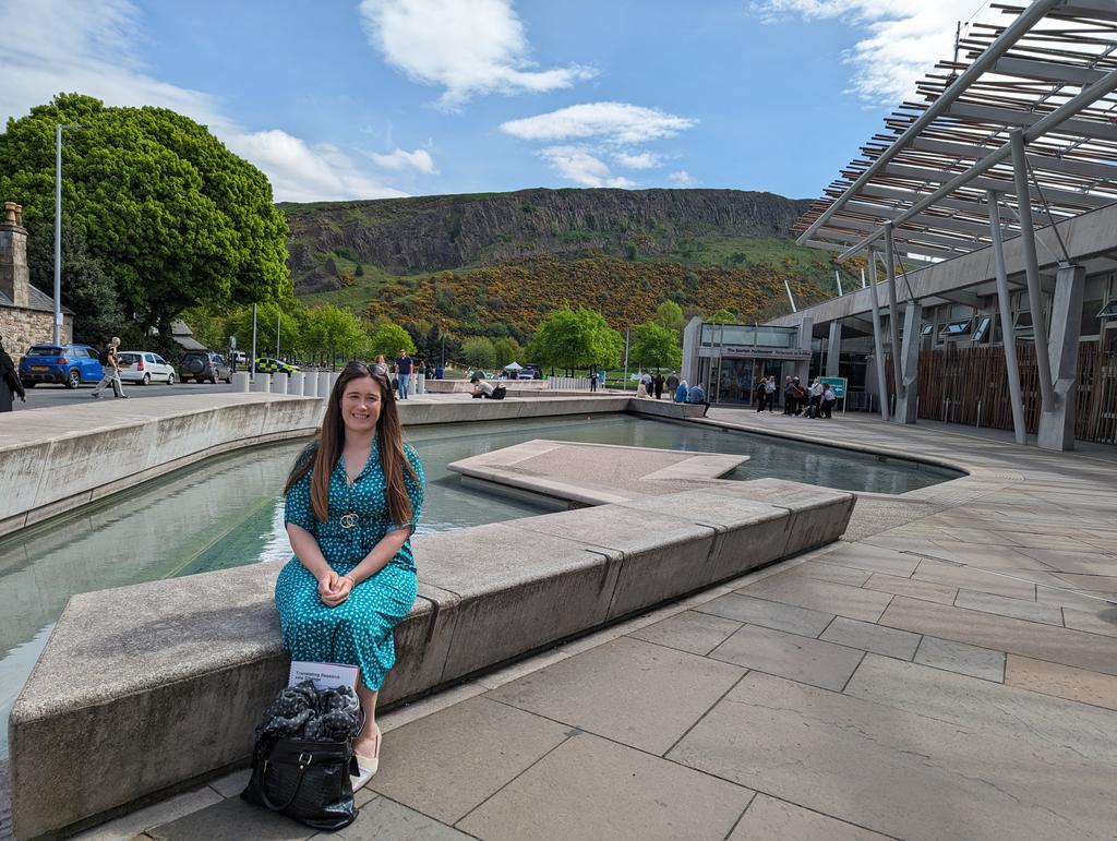 A wee change from the farm today, went along to the @ScotParl! It was a brilliant FMQs to watch live. Thank you @EmmaHarperMSP for having us 🏴󠁧󠁢󠁳󠁣󠁴󠁿 #scottishpolitics