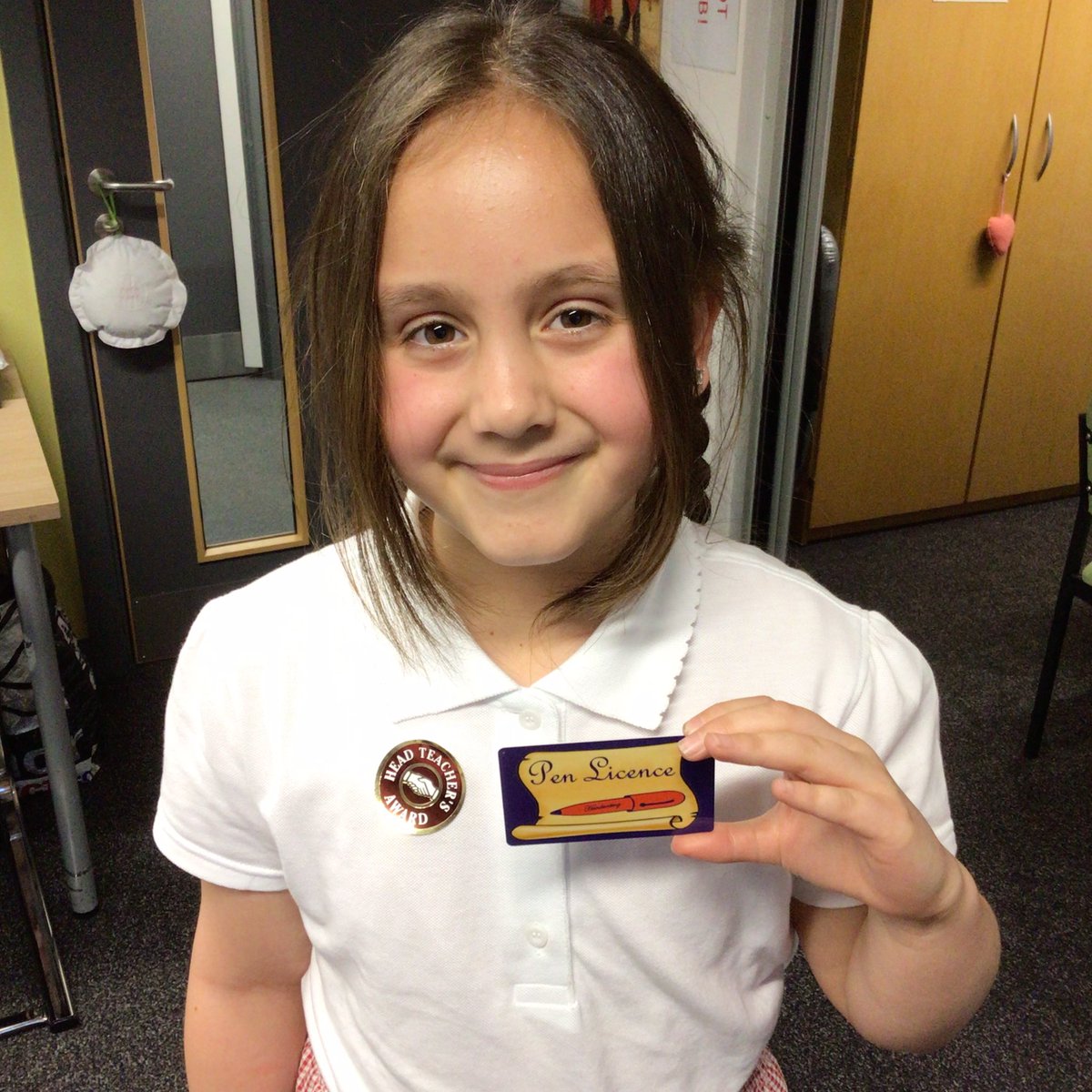 A pen licence for this superstar today! 🤩 Well done! 🖊️👏🏼