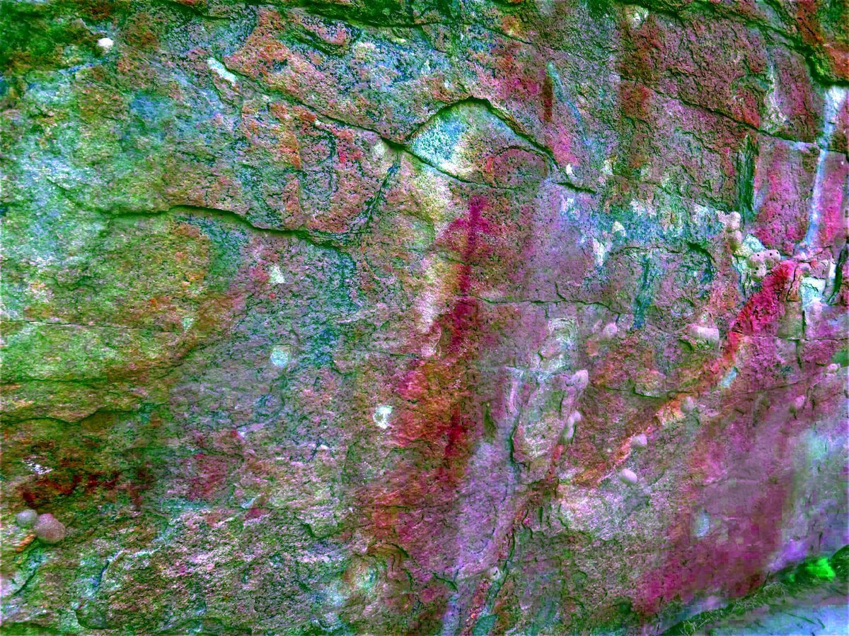 Хадны зосон зургийн шинэ дурсгал. 
Монгол улс
Дорноговь