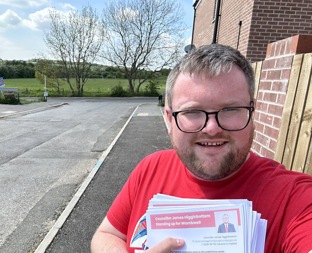 After a couple of days R&R, back out delivering an update letter to residents on the Lundhill Drive estate and enjoying the glorious weather! 😎☀️