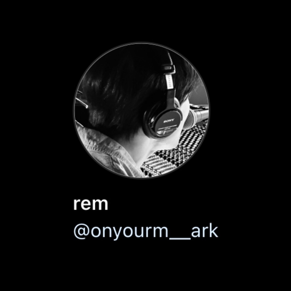 onyourm__ark and r_e__m___ ★
