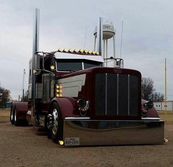 Nice tall stacks on this big rig! #TruckingDepot #Trucking #Truckers