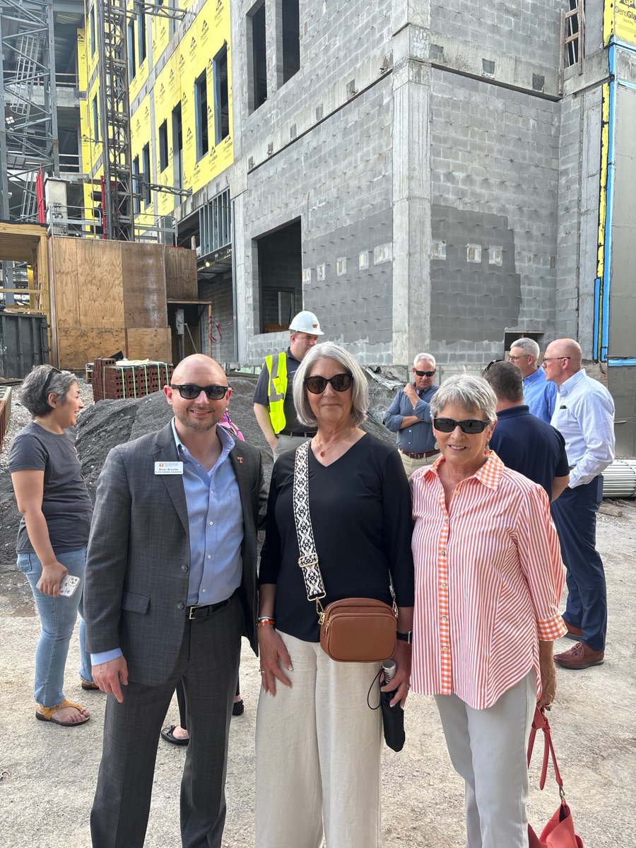 Enjoyed connecting with nursing friends & alumni this week. We toured the wonderful new Croley Nursing Building and even got a chance to sign a beam! This building will take the nursing program to new heights. UT is #OnTheRise!