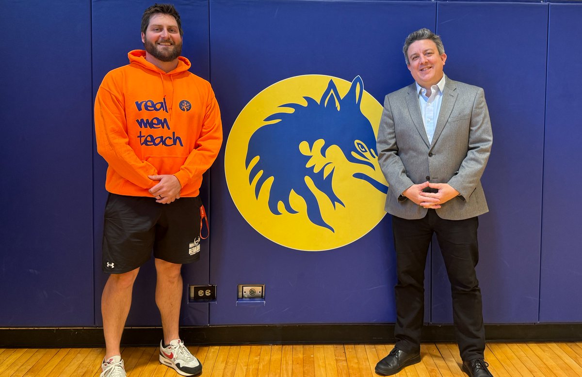 Celebrating the Power of Teaching! Meet Andrew Quick, the Physical Education teacher Kellogg Elementary, supported by his principal, Dr. Cory Overstreet, a Cahn Fellow 2023. @RealMenTeach2