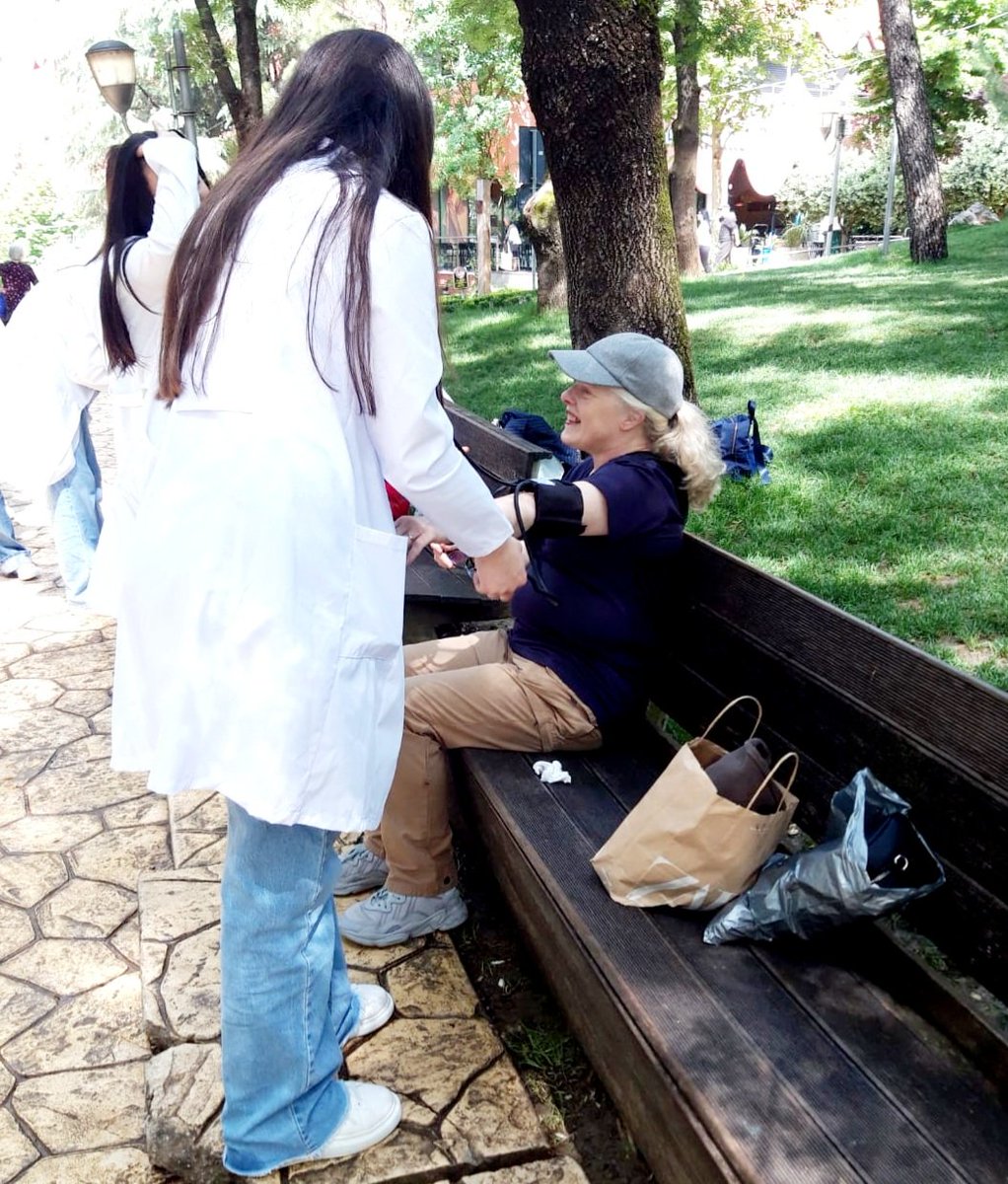 Albanian medical students looking for volunteers to practice taking blood pressure in the park today. All spoke excellent English so took the opportunity to do a bit of HIV education through sharing my positive status and the #UequalsU message.