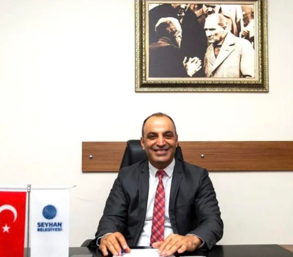 CHP’de liyakatsiz atamalar devam ediyor CHP Genel Başkan Yardımcısı Burhanettin Bulut'un danışmanı İrfan Doğan, Adana Seyhan Belediyesi Özel Kalem Müdürlüğü’ne atandı.