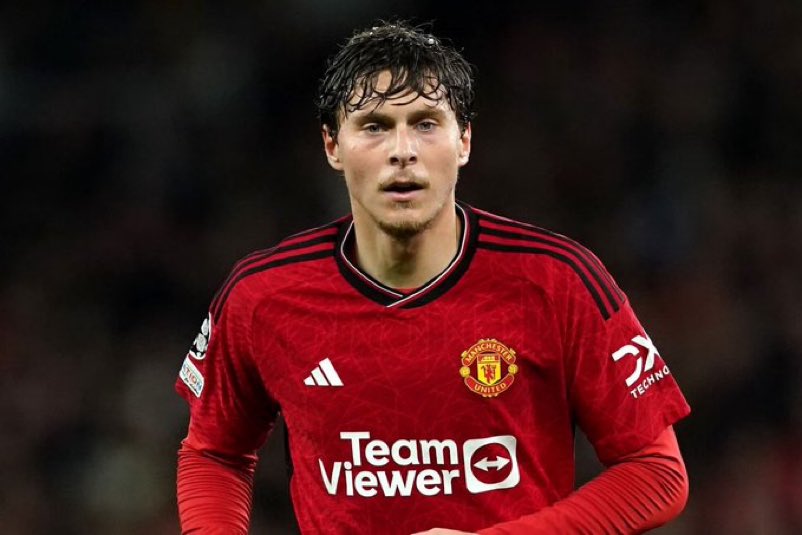 🚨 NEW: #mufc have put Victor Lindelöf up for sale. [@alex_crook, @talkSPORT]