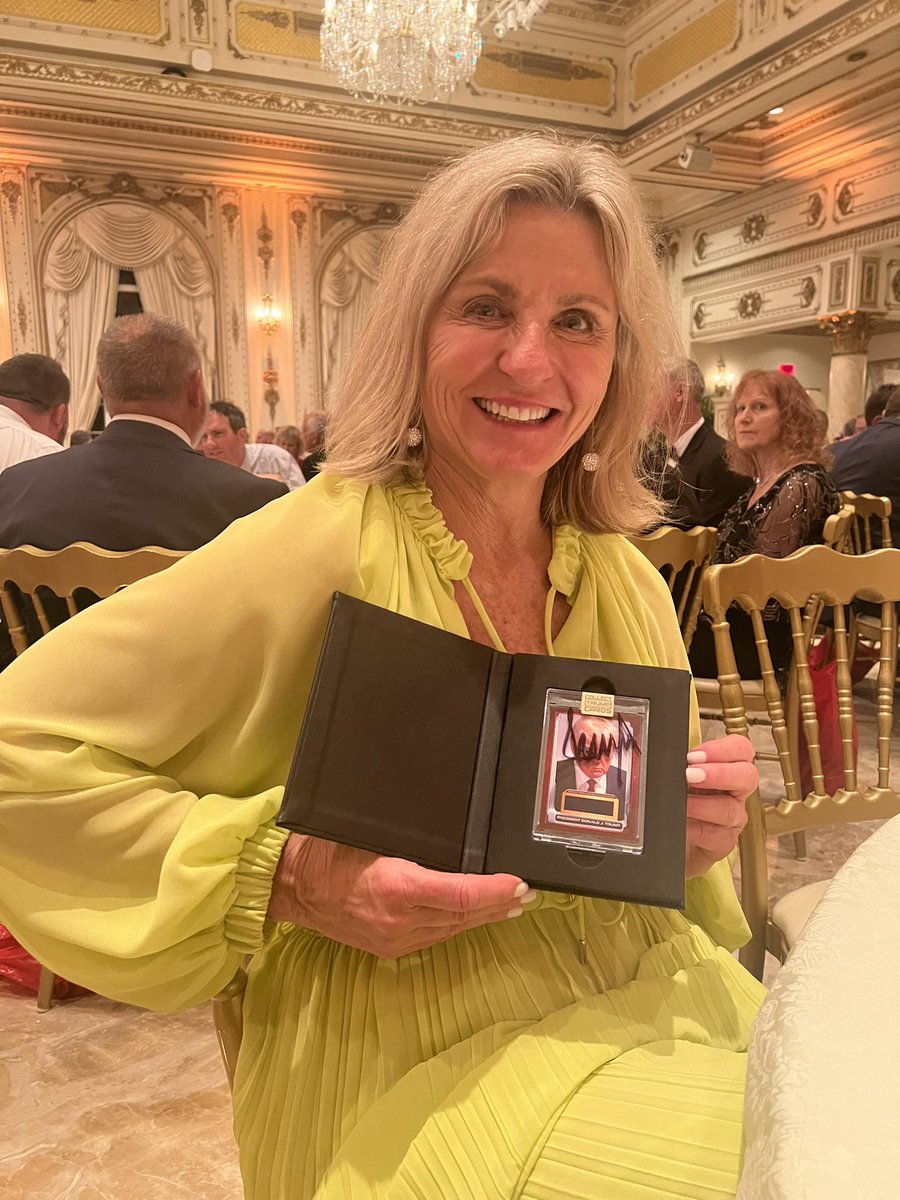@CollectTrump I had a very memorable night at Mar-A-Lago celebrating The Trump Gala Dinner. Trump signed my card!! Thank you to my husband and 6 children for the night of a lifetime! #Trump2024 #MAGA2024