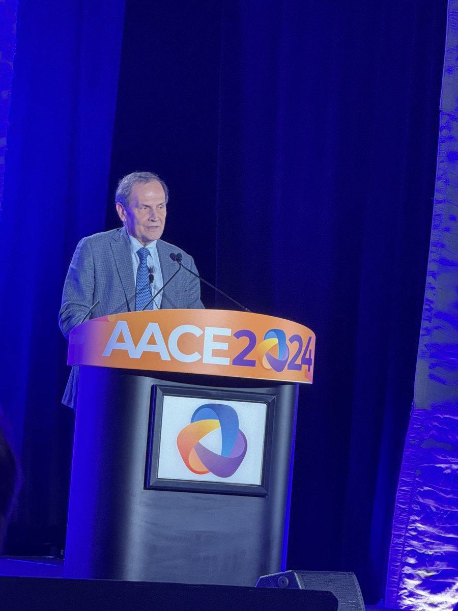 GU! Well deserved of the Alan Garber award.  <a href="/TheAACE/">AACE</a> <a href="/GUmpierrrez/">Guilermo Umpierrrez</a> #aace2024 #weareaace