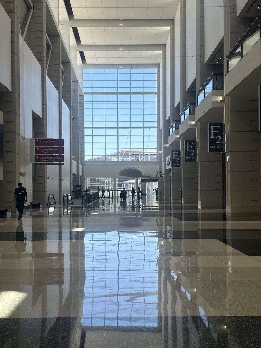 JoyByJayChi's tweet photo. Had a great time at #automate2024 checking out what’s new in #robotics and #Automation! @AutomateShow @MitsubishiElect https://t.co/rYAaiOwIJN