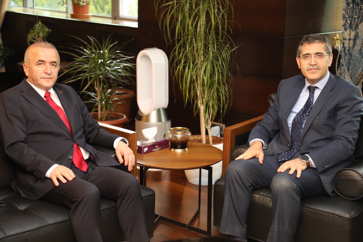 Valimiz @numanhatipoglu, Cumhurbaşkanlığı Strateji ve Bütçe Başkanı Sayın İbrahim Şenel'i ziyaret etti.
