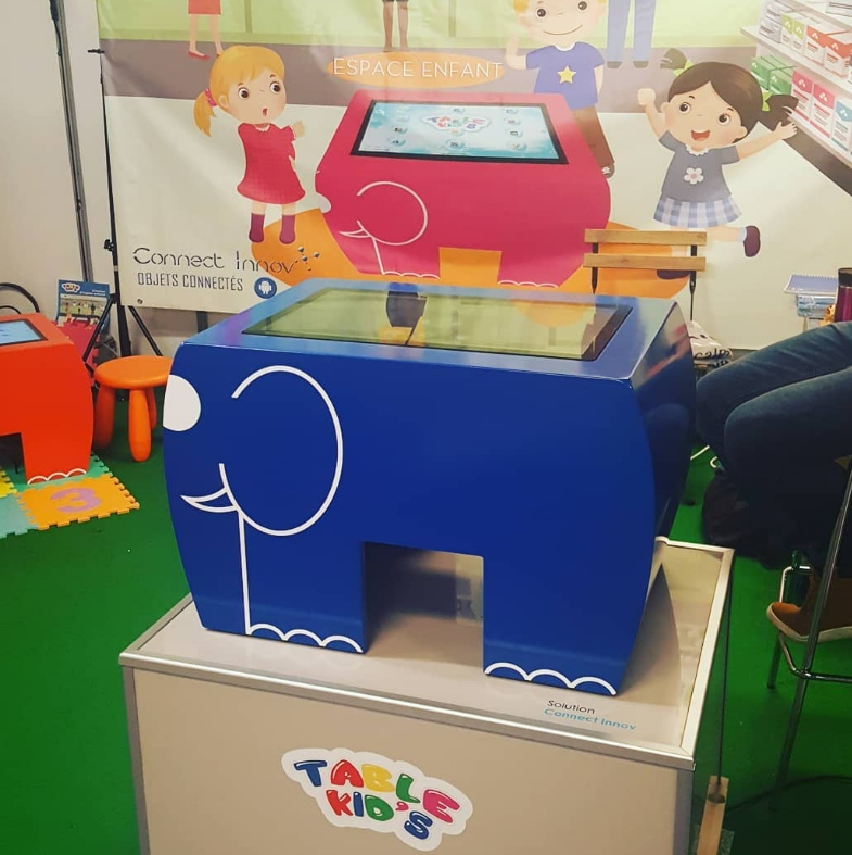Small space, big impact! Table Kid's compact design (under 1m²) maximizes play! 😲 table-kids.fr/en/touchscreen…  #retaildesign #spaceefficient #MadeInFrance