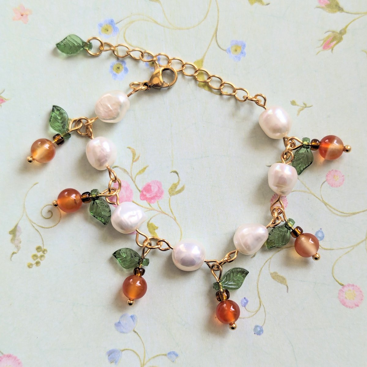 Tangerine necklace and bracelet 🍊