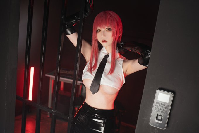 コスプレイヤー爱老师_PhD のTwitter画像35