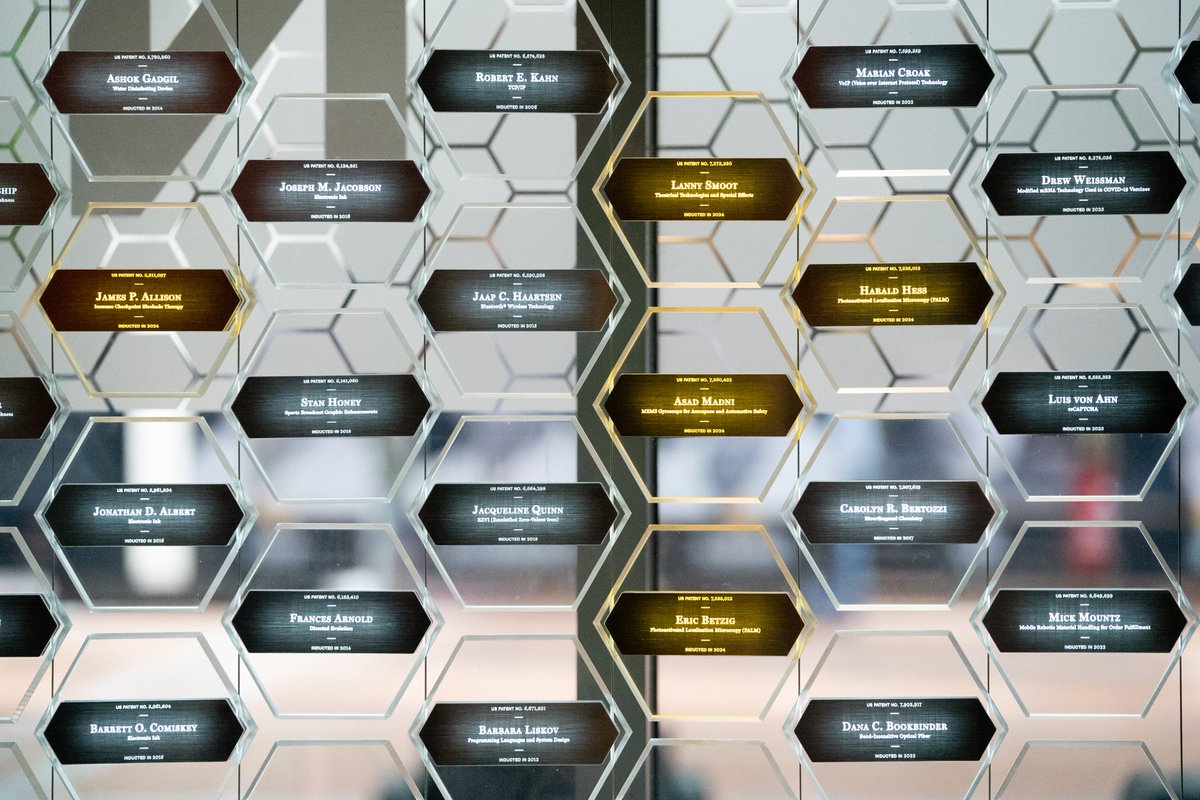 Deputy Director Derrick Brent welcomed 2024 @InventorsHOF inductees for the Illumination Ceremony, where inventors add their patent numbers and name plates to the Gallery of Icons to shine bright with other visionary inventor inductees at the NIHF Museum in USPTO headquarters.