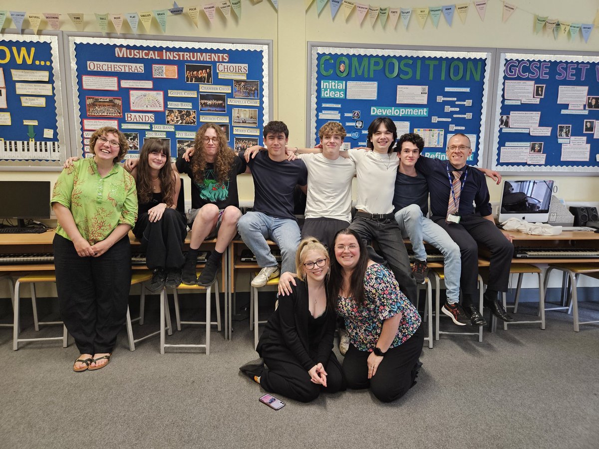 Farewell to our lovely Y13 students - what a joy you have been! #teammusic