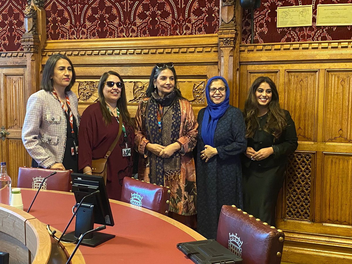 Our CEO Baroness @ShaistaGohir hosted the internationally acclaimed actress and activist @AzmiShabana , who is celebrating her 50 years in film. The cinema legend, discussed her art & activism both which have been bold, uncensored and authentic. #shabanaazmi #womeninfilm