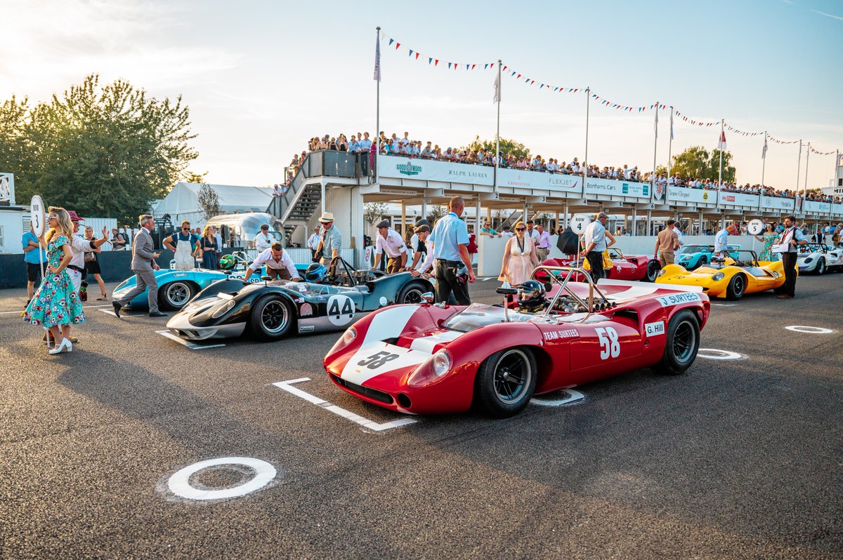 The #V8 brutes of the Whitsun Trophy doing what they do best, converting to rubber to smoke! 💨 #GoodwoodRevival