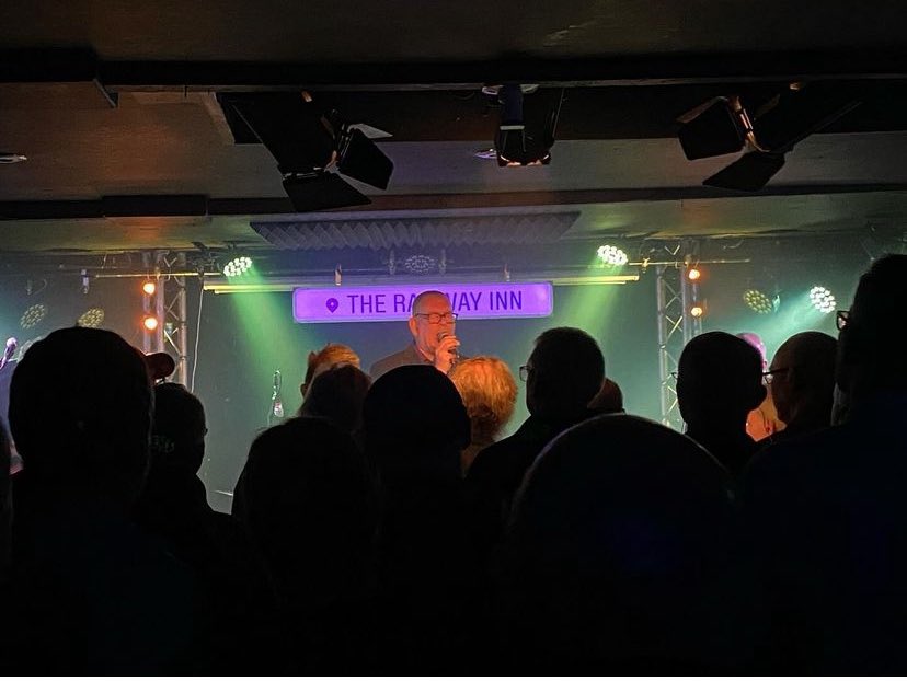 Winchester, that was a blast last night. Top entertainment, ta for all coming out from far and wide. Three more to go! Newport / Warrington / Dunoon thenightingales.org.uk/live 📷 @Chops_Top_Fives