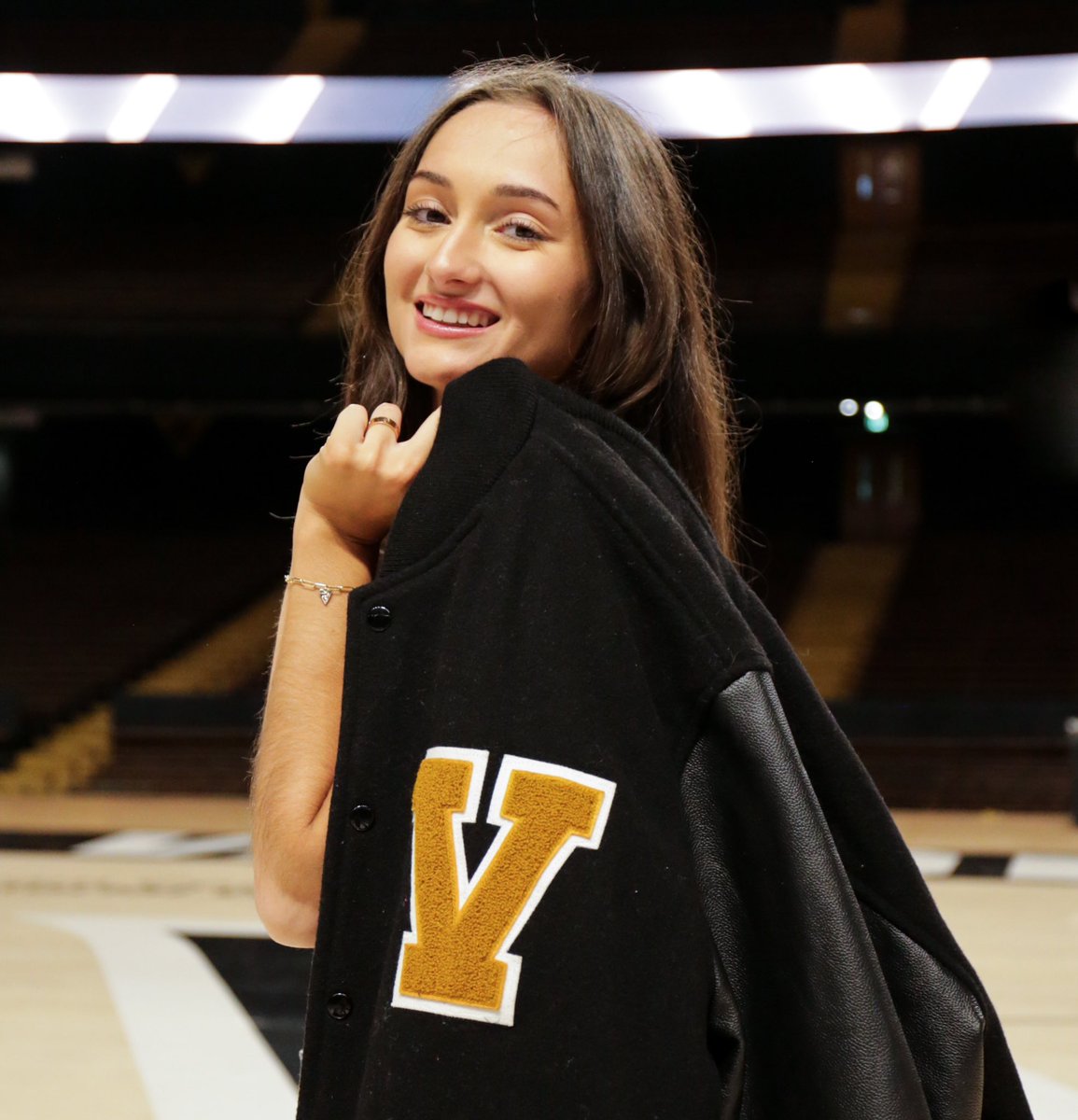 𝘽𝙚𝙮𝙤𝙣𝙙 𝙋𝙧𝙤𝙪𝙙 of our Grads A BIG congratulations to @jodyforever3 & @BELLALACHANCE0 on graduating from @VanderbiltU this weekend!!! ⚓️⬇️ #AnchorDown