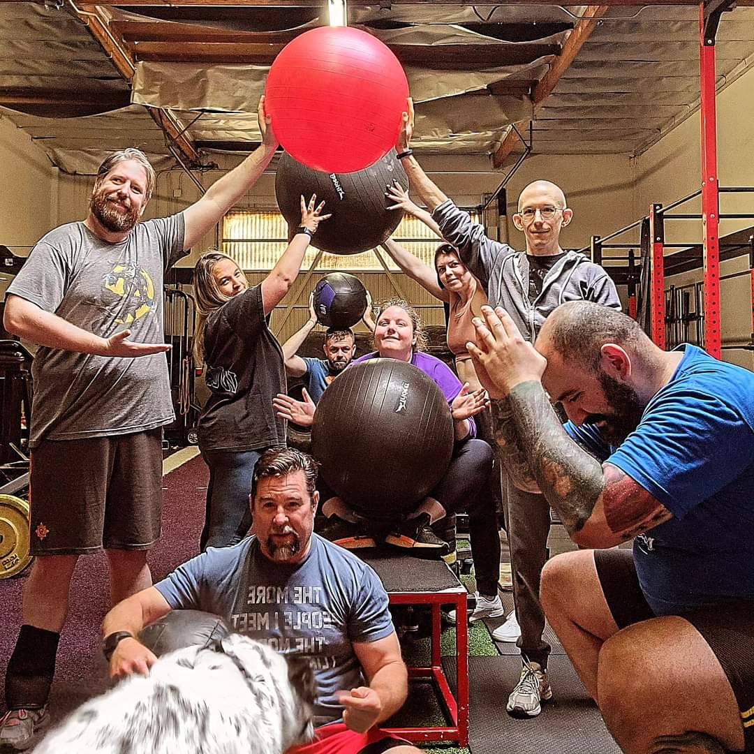 LanceBlizzGamer's tweet photo. Morning stand-up, we had a ball? #ECWC #WorkoutTeam https://t.co/mrNITf8e8n