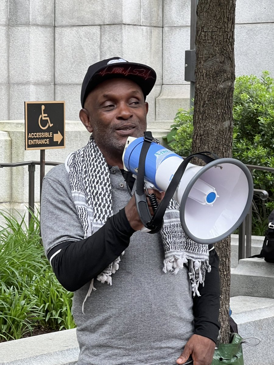 @thewayhomeDC @miriamskitchen @UPOinDC @EveryoneHomeDC @jufj @DCFPI @JustRecoveryDC @homeless_law @ItsDanaWhite @WashLegalClinic @BreadfortheCity “The stakes are high!” A call to action from People for Fairness Coalition leader Robert Warren