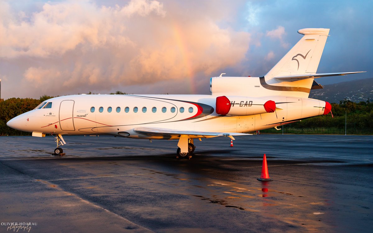 🇦🇺Little nice visitor in Reunion Island 😍 A @Dassault_OnAir #Falcon900 of #FalconAir registred VH-CAD ✈️📸
#aviation #avgeek #planespotting #lareunion #f900 #reunionisland