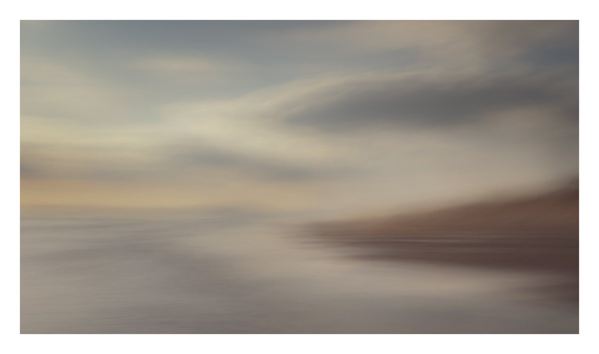 lawsmithphoto's tweet photo. #Beach #Dunes #Sea #Sky #Clouds #Sunset
Perfect components for this #ICM capture from #BenarBeach
#seascape #slowshutter #ICM #ICMphotography #ICMphotomag #abstractseascape #abstractICM #coastalphotography #NorthWales #appicoftheweek #WexMondays https://t.co/ALPonR61gP
