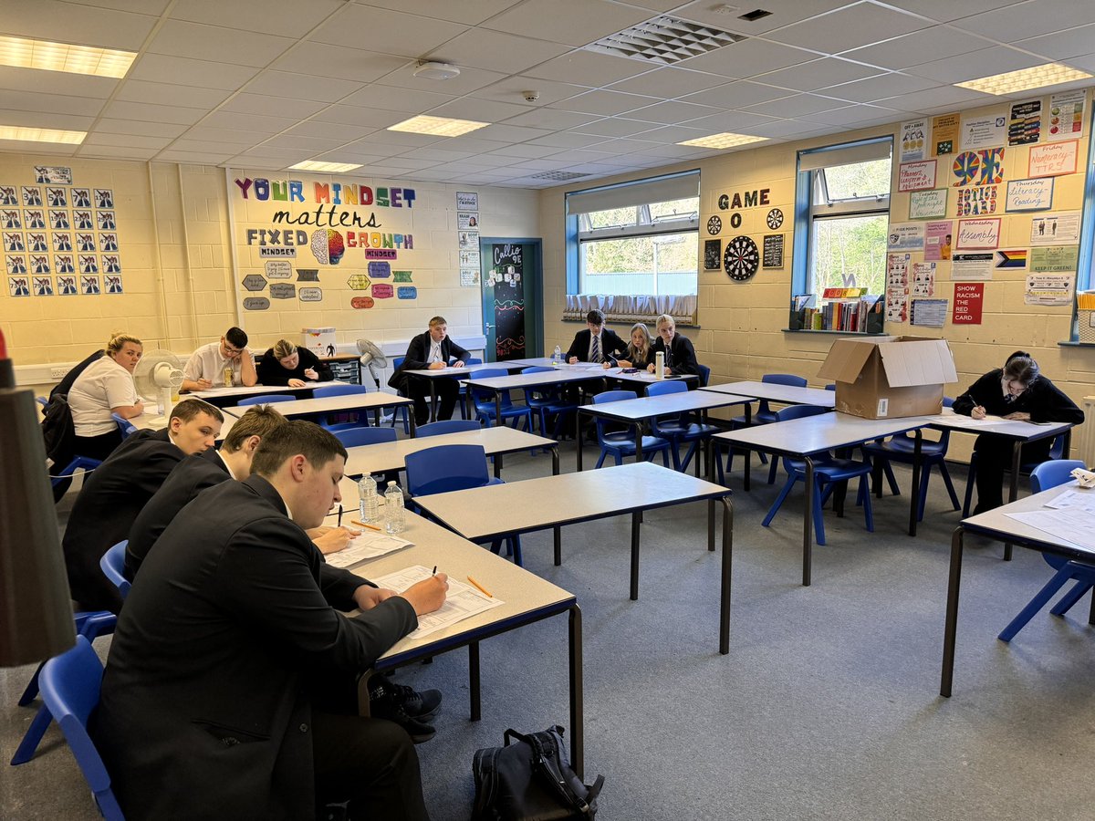 Exam season has kicked off!!
<a href="/YGTredegarCS/">Ysgol Gyfun Tredegar</a> pupils did us so proud, up early, engaging in breakfast club revision (record breaking numbers).
They were all so positive going in and coming out too!! Well done <a href="/MathsTredegar/">Tredegar Maths</a>. Go smash the rest now year 11! 💪🏼
#GCSE #Numeracy