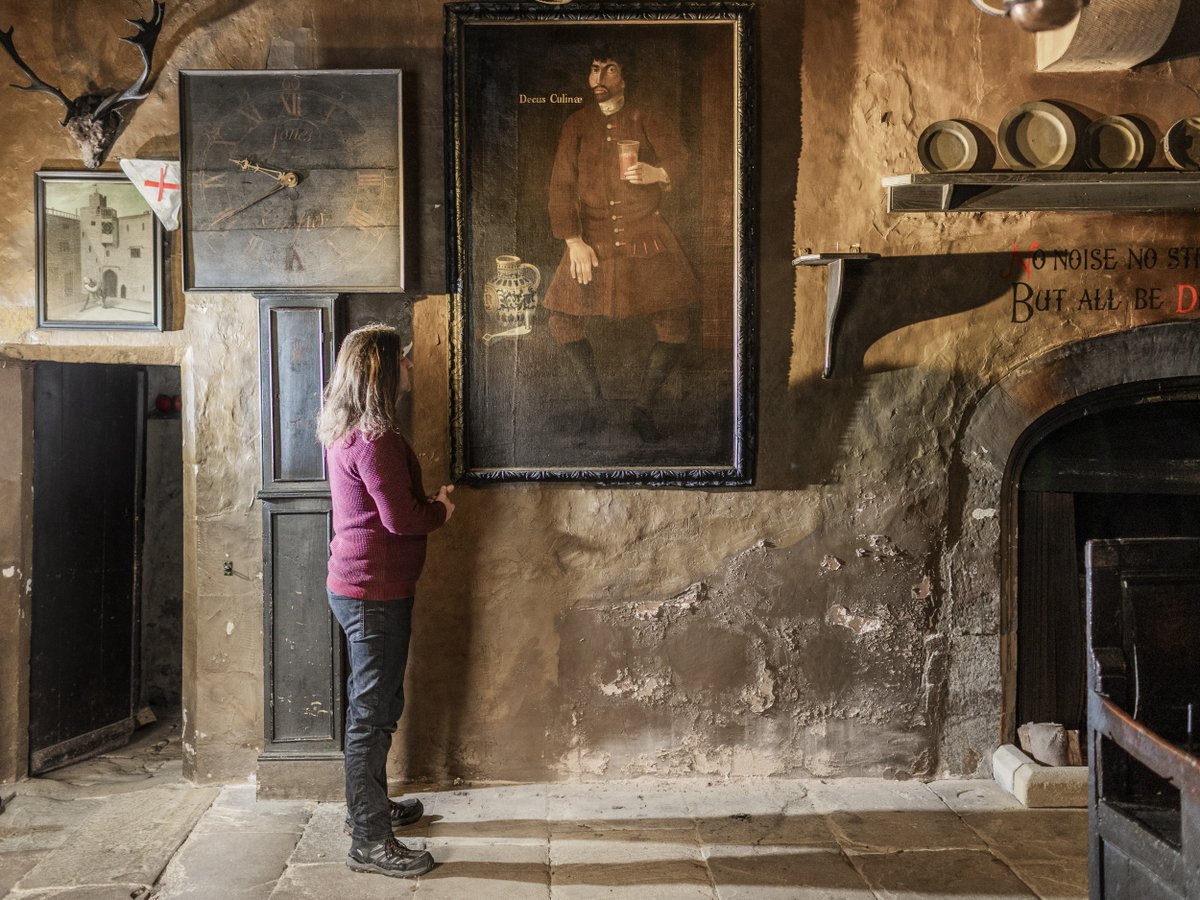 See behind the scenes at Chirk Castle when the second series of Hidden Treasures of the National Trust begins on BBC Two and BBC iPlayer from 10 May. Chirk Castle will feature in episode 6. bit.ly/43i6K0v #HiddenTreasuresNT #ChirkCastle