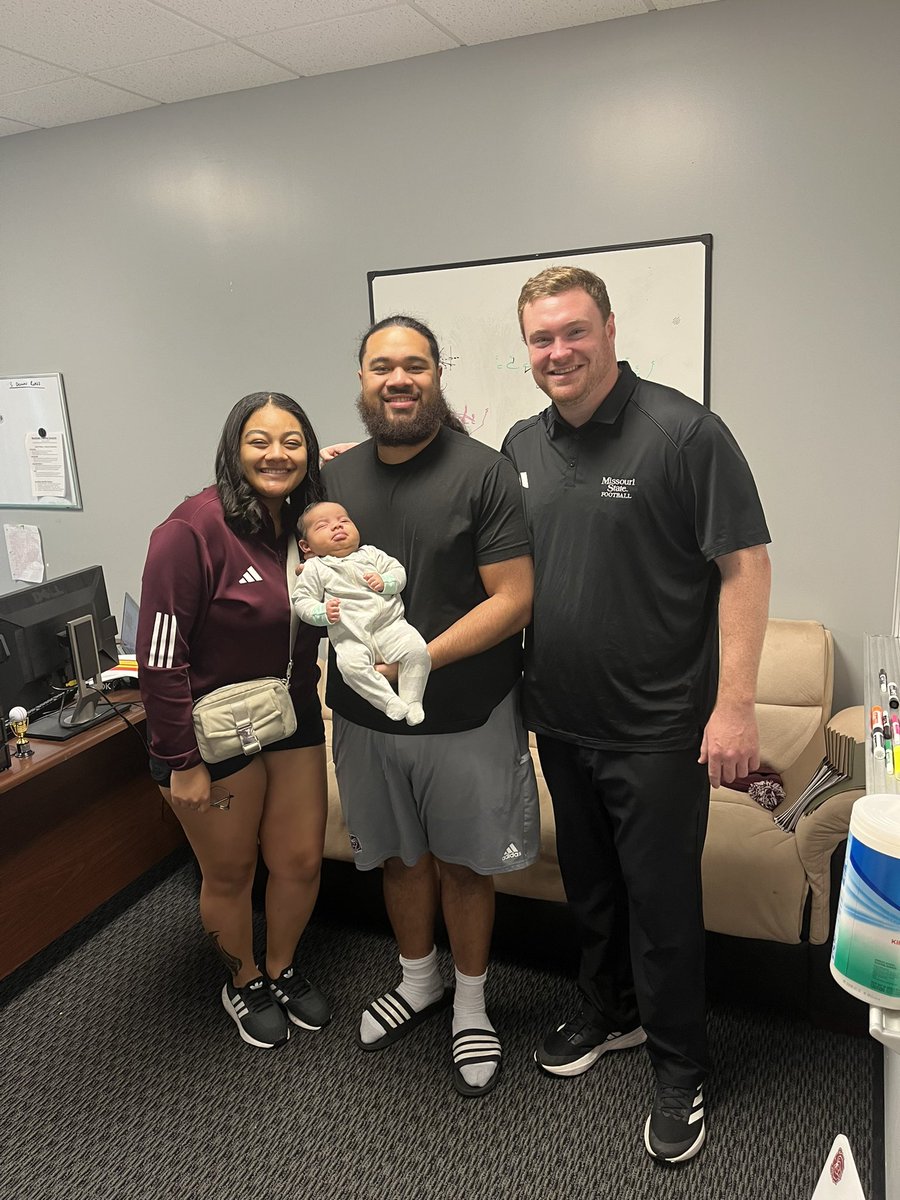 Two of my favorite people stopped by today to let me meet the newest addition to the family! Great meeting you Maliki Fuimaono! You are in great hands with <a href="/autumnaiono_/">Autumn Aiono-Fuimaono</a> and <a href="/tf_510/">Tevita Fuimaono</a>