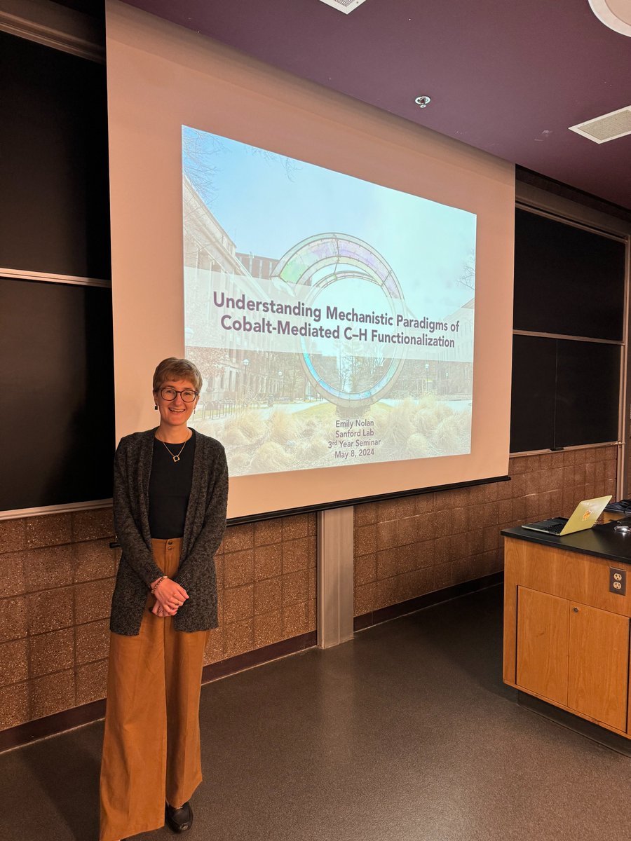 Congratulations to our two inorganic third year students on giving great seminars! The theme was high-valent first-row transition metals 🪨👩‍🎤 Ila uncovered the enigmas of Nickel and Copper while Emily traversed the mystifying reactivity of Cobalt 🔍🕵️