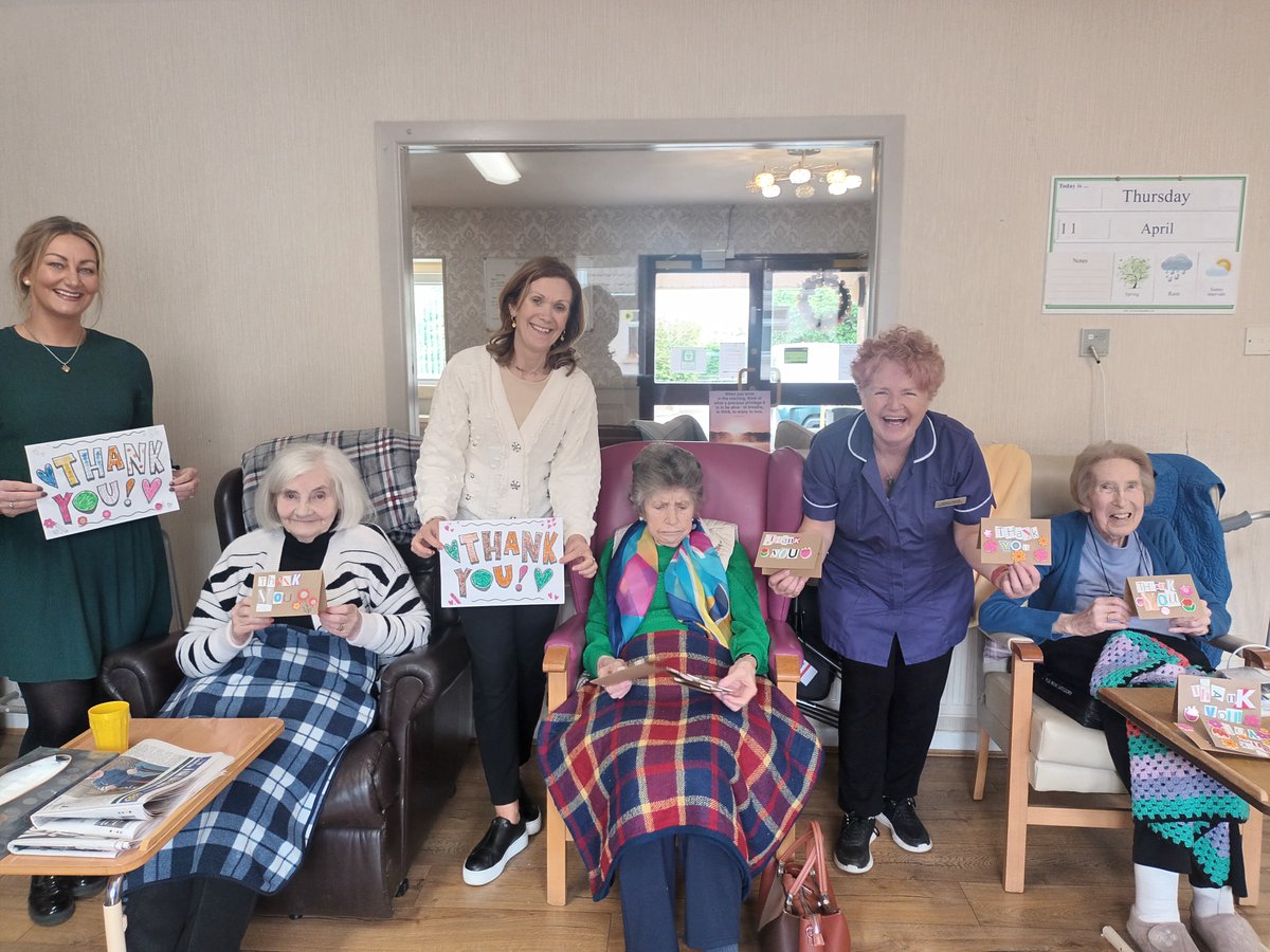 Our Kindness Post Box initiative has been rolled out across primary schools and nursing homes in the Armagh area. Children from St Oliver Plunkett's PS are pictured with their cards for Collegelands Nursing Home. @abcb_council @LinkGenNI pulse.ly/maajpfvwwh