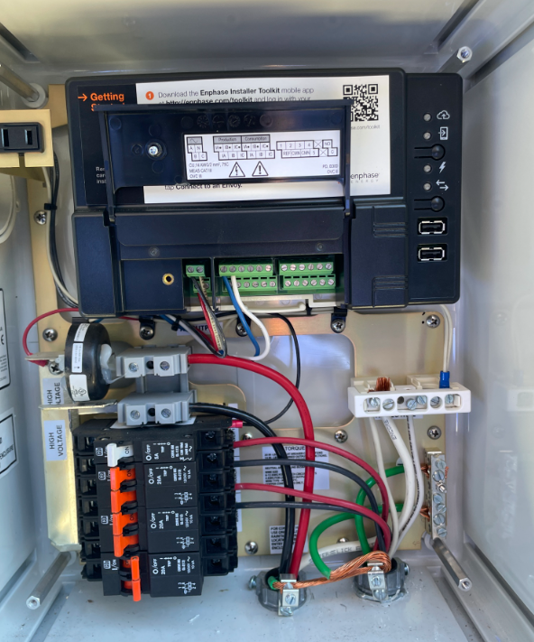 Can't see how your solar system is performing anymore? Your solar envoy may be faulty. Call the Solar Service Professionals TODAY to schedule an appointment! (323)746-1143