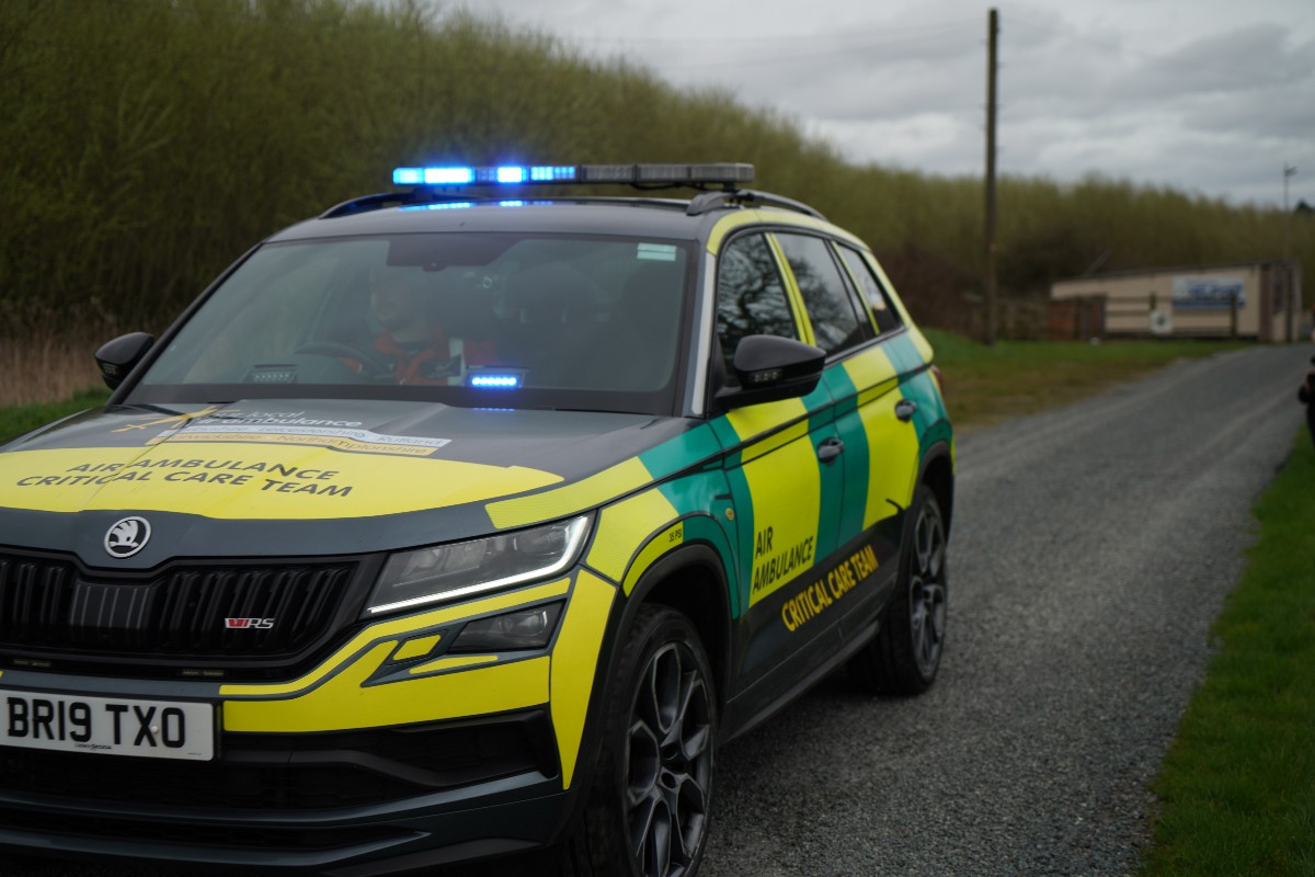 03.05.2024 #airambulance #solihull Medic53 were tasked to a RTC at 22:39 and were on scene at 22:55. Working alongside multiple other services, the crew treated two injured patients, both of whom were conveyed to hospital by land.