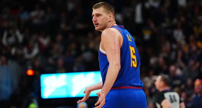 Amerikan Basketbol Ligi'nde (NBA) Denver Nuggets forması giyen Sırp basketbolcu Nikola Jokic, normal sezonun en değerli oyuncusu (MVP) seçildi. #NikolaJokic