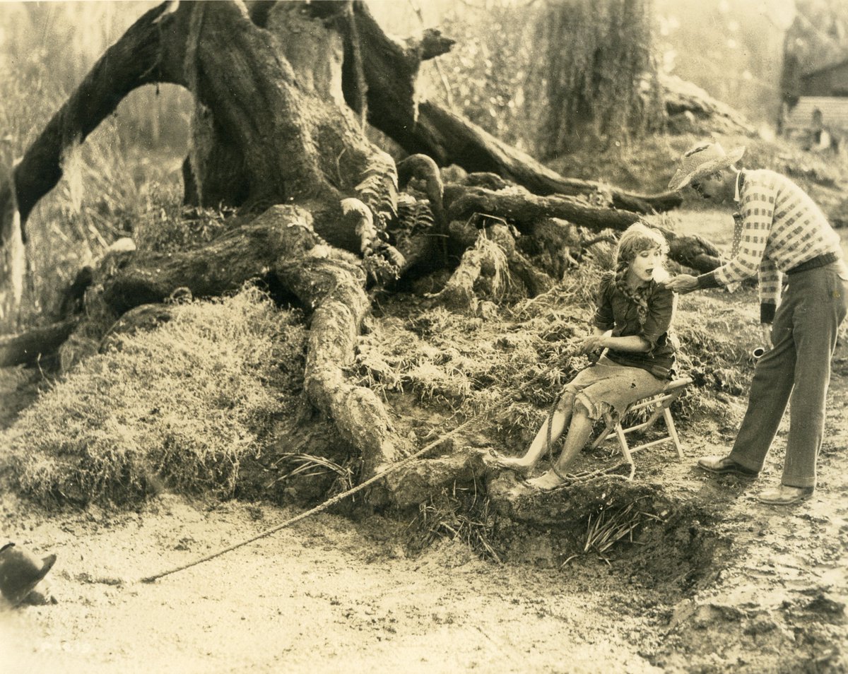 we have some rare photos of Mary Pickford behind the scenes on Sparrows-courtesy of the Mary Pickford Foundation. TSFF is screening Sparrows & 2 of her Biograph shorts June 15th @paradiseonbloor Special guest author Eileen Whitfield (Pickford, the Woman who Made Hollywood)