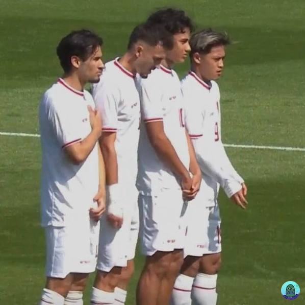 tanyakanrl's tweet image. pesona cowok semarang + ngab ivar 🫵🏻🥰🥰🥰🥰 tanyarl