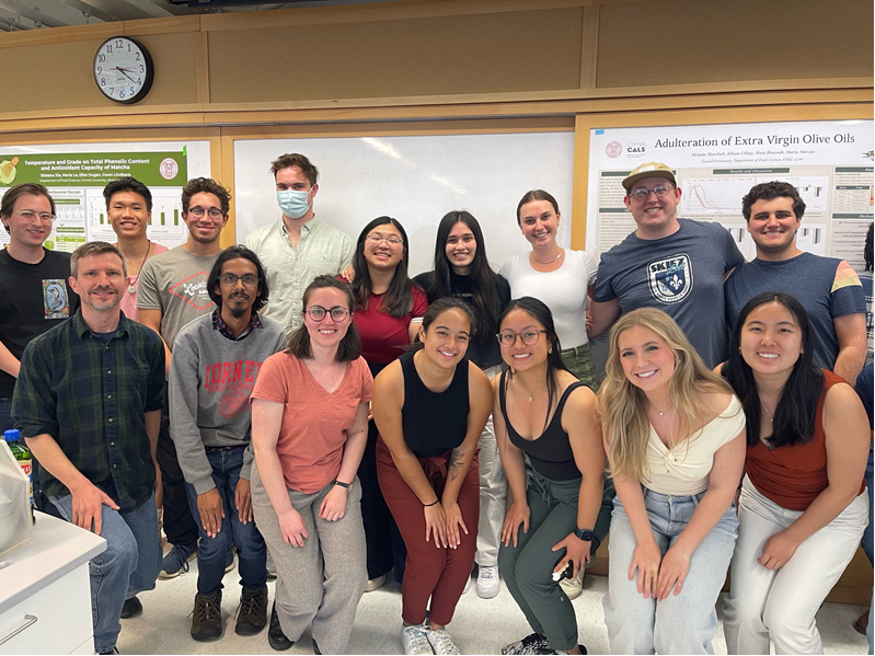 FDSC4190 Food Chemistry Lab, group class photo, Spring Semester 2024. Absolute pleasure to teach and interact with this amazing group of students. Teams projects focused on Matcha tea, Olive oil, Yogurt & non dairy creamers. Very proud of our @BigRedFoodSci seniors! @CornellCALS