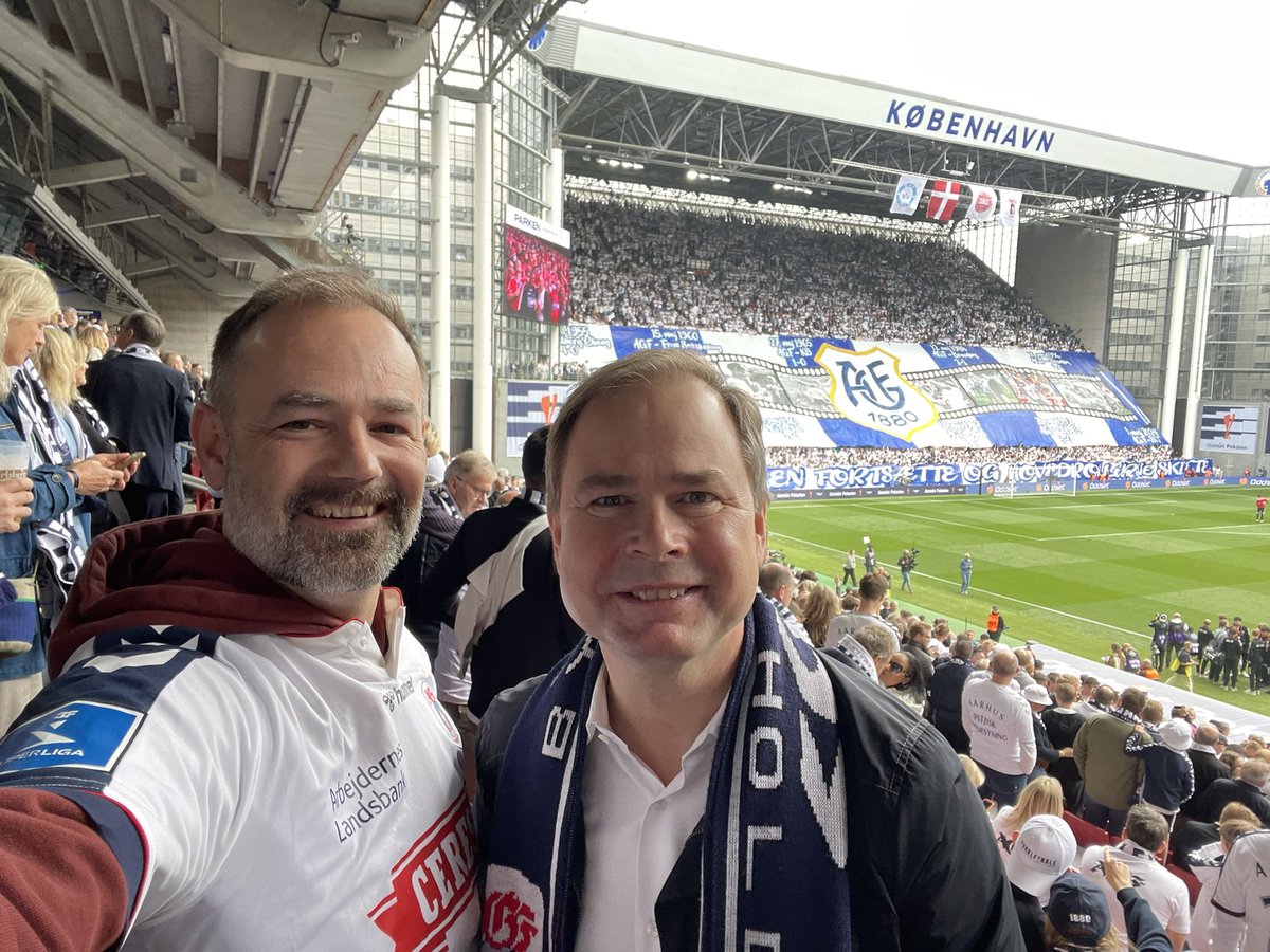 Så er vi klar I Parken. KSDH❤️💪🙏 <a href="/JBundsgaard/">Jacob Bundsgaard</a> <a href="/AGFFodbold/">AGF</a>