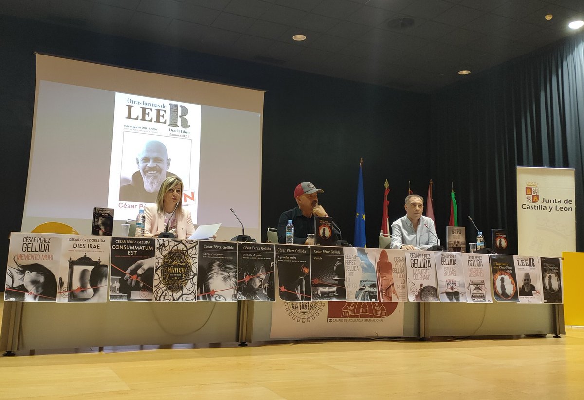 #Zamoralee Muchas gracias <a href="/cpgellida/">César Pérez Gellida</a> por acercarte a la comunidad <a href="/educacyl/">Educación JCyL</a> de la provincia de Zamora. Otras formas de leer son posibles! #formacionCyL <a href="/maiteroes/">Maite Rodríguez</a> <a href="/javierpalazuelo/">Javier Palazuelo</a> <a href="/cfiebenavente/">cfiebenavente</a> <a href="/fran_tejero/">Francisco Tejero</a>