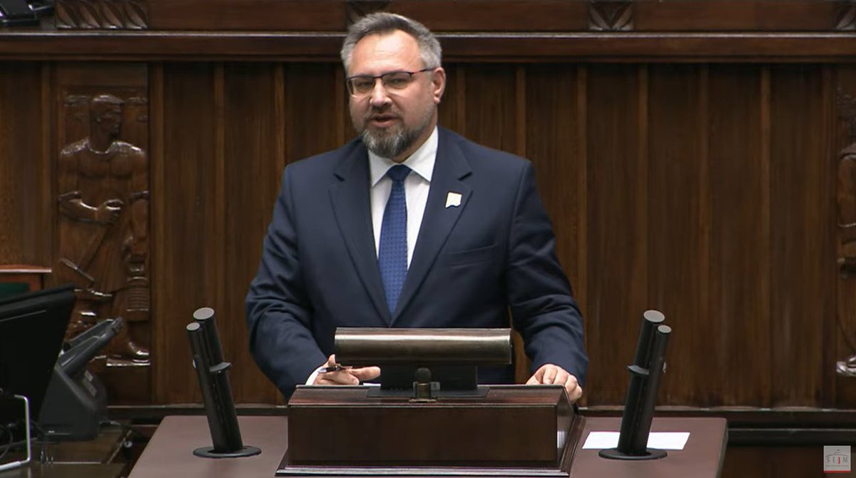 Znak firmowy @hennigkloska, to otwarcie na dialog ze stroną społeczną, z samorządami i z biznesem. Tego nigdy nie było! @MiroslawSuchon #Sejm