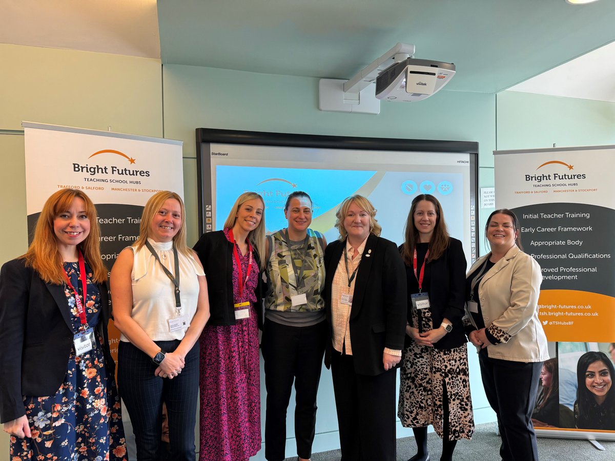 We were delighted to welcome @3rtsh today! A great day of peer review focusing on organisational effectiveness and high standards of delivery @TSHubsCouncil A busy agenda was planned with so much to share and reflect on with space for both challenging questions and peer support