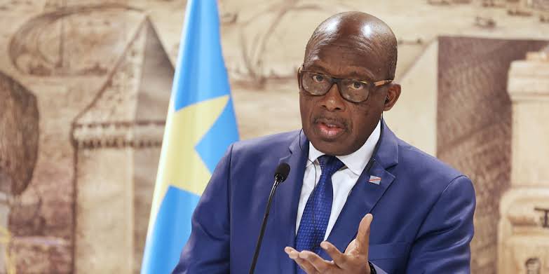 #RDC: ‼️🚨Selon le ministre des affaires étrangères, @RDC_Minafet , “Kigali prépare un génocide sournois des Hutus dans l’Est de la RDC” La RDC invite la Communauté internationale à « prendre les dispositions pour qu'on n'arrive pas à ce scénario de tensions intercommunautaires…