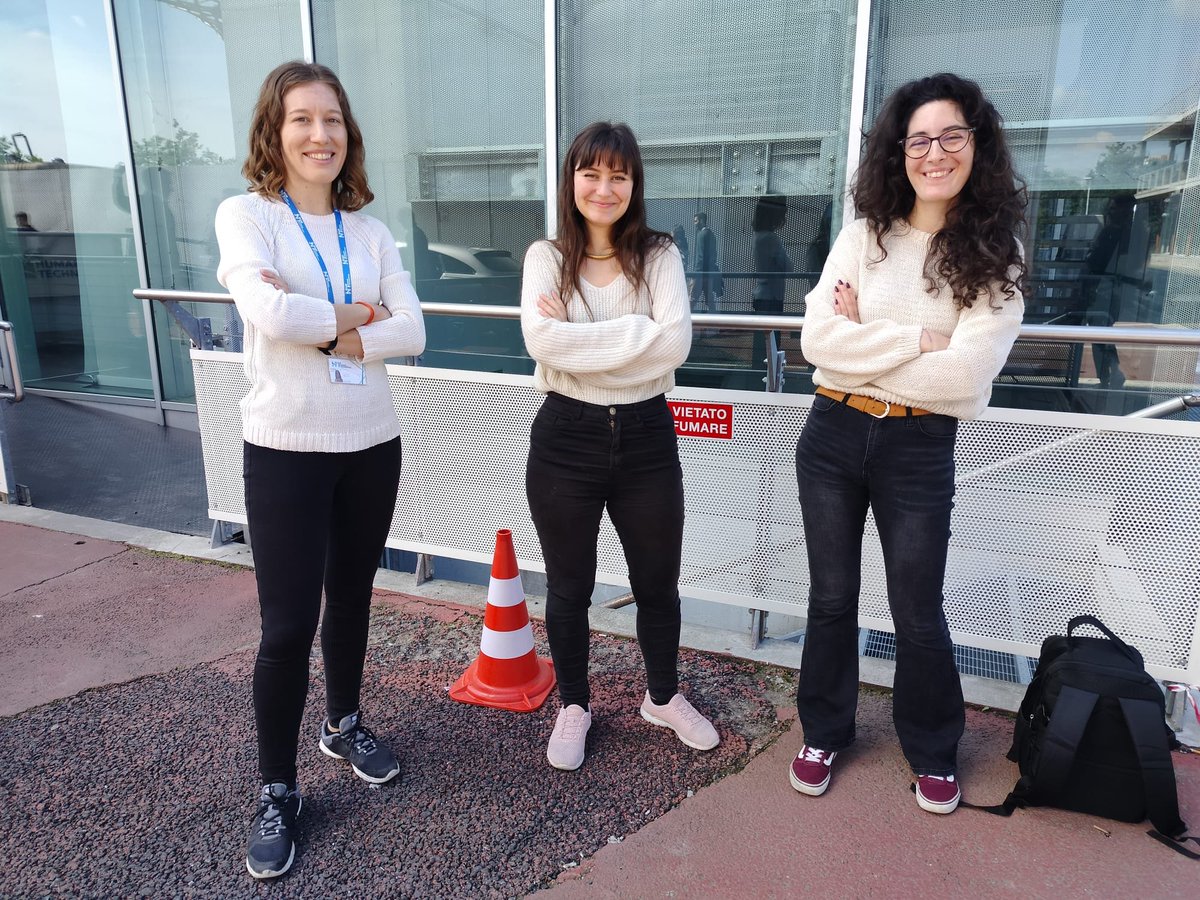 Day 1 of 'A Hitchhiker's Guide to Statistical Genetics Principles and Practice' course: LD, h2, genetic models, GWAS. @NPirastu @HT_HDSC @sodbosha 🌌 We had uniforms.